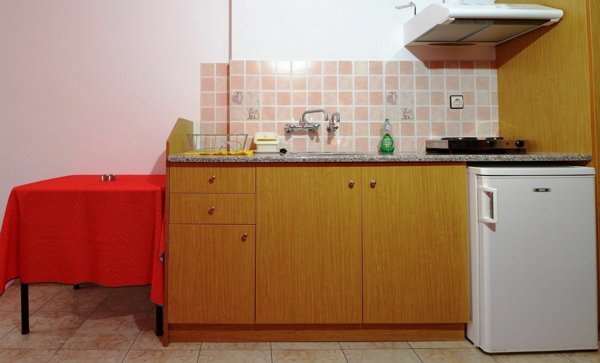 Pharos Hotel de apartamente Ília